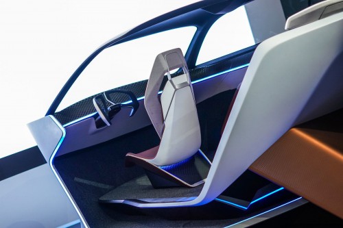 2019進博會|全風擋透明顯示器正式亮相